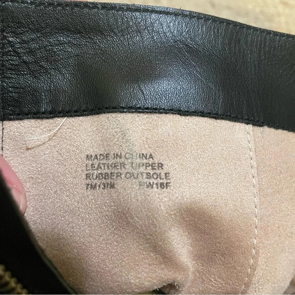 Michael Kors 'Ashton' Mid Ankle Bootie - Picture 5 of 10